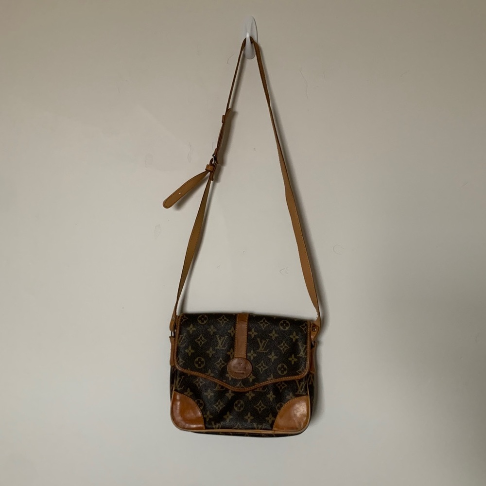 Vintage Louis Vuitton Leather Bag